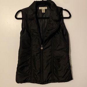 Black puffy vest